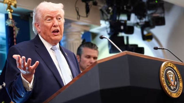 Trump Criticizes Iran Over Strait of Hormuz Amid Rising Middle East Tensions