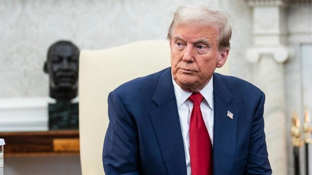 Pakistan Urges Trump to Avoid Harsh Rhetoric Ahead of US–Iran Talks