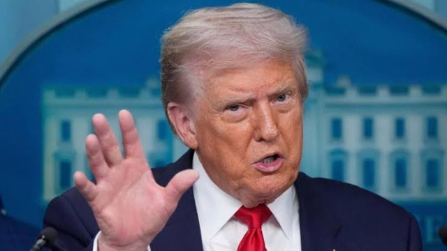 Trump Warns Iran of 'Total Destruction' Over Any Assassination Attempt