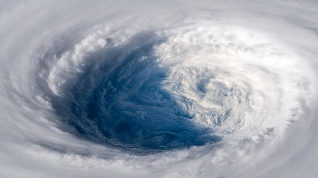 200,000 residents brace as 259km/h winds approach US Pacific territories
