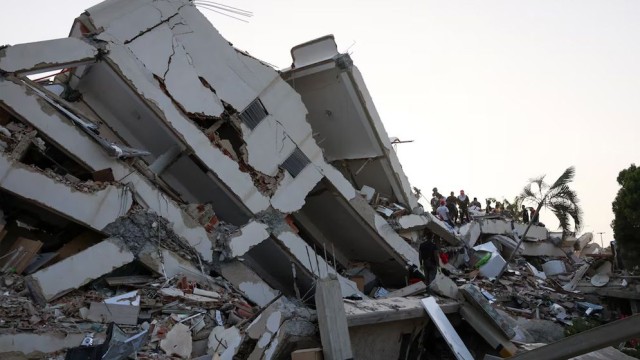 Venezuela Earthquake Death Toll Climbs to 1,400 as International Rescue Efforts Intensify
