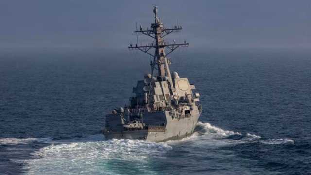 US Navy Begins Mine-Clearing Operations in Strait of Hormuz