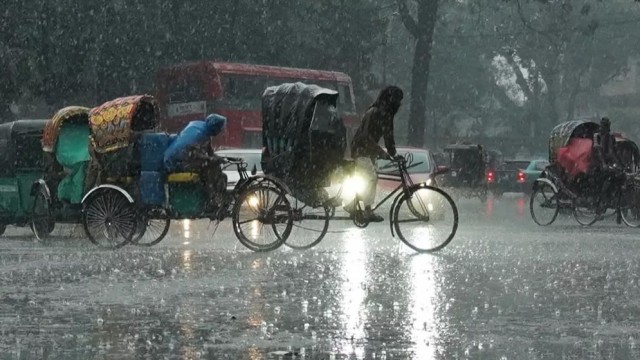 Partly Cloudy Skies, Chance of Light Rain in Dhaka: Met Office