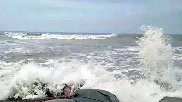 Low Pressure Area Forms in Bay of Bengal, Maritime Warning Signal No. 3 Issued