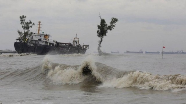 Low Pressure Area Forms Over Bay of Bengal, Caution Advised at Coastal Areas