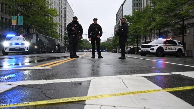 Suspect Killed in Shooting Near White House