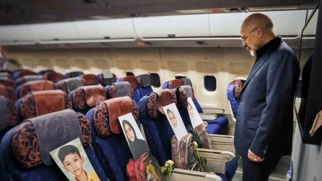 Iranian Speaker Shares Symbolic Image Ahead of US–Iran Talks in Islamabad